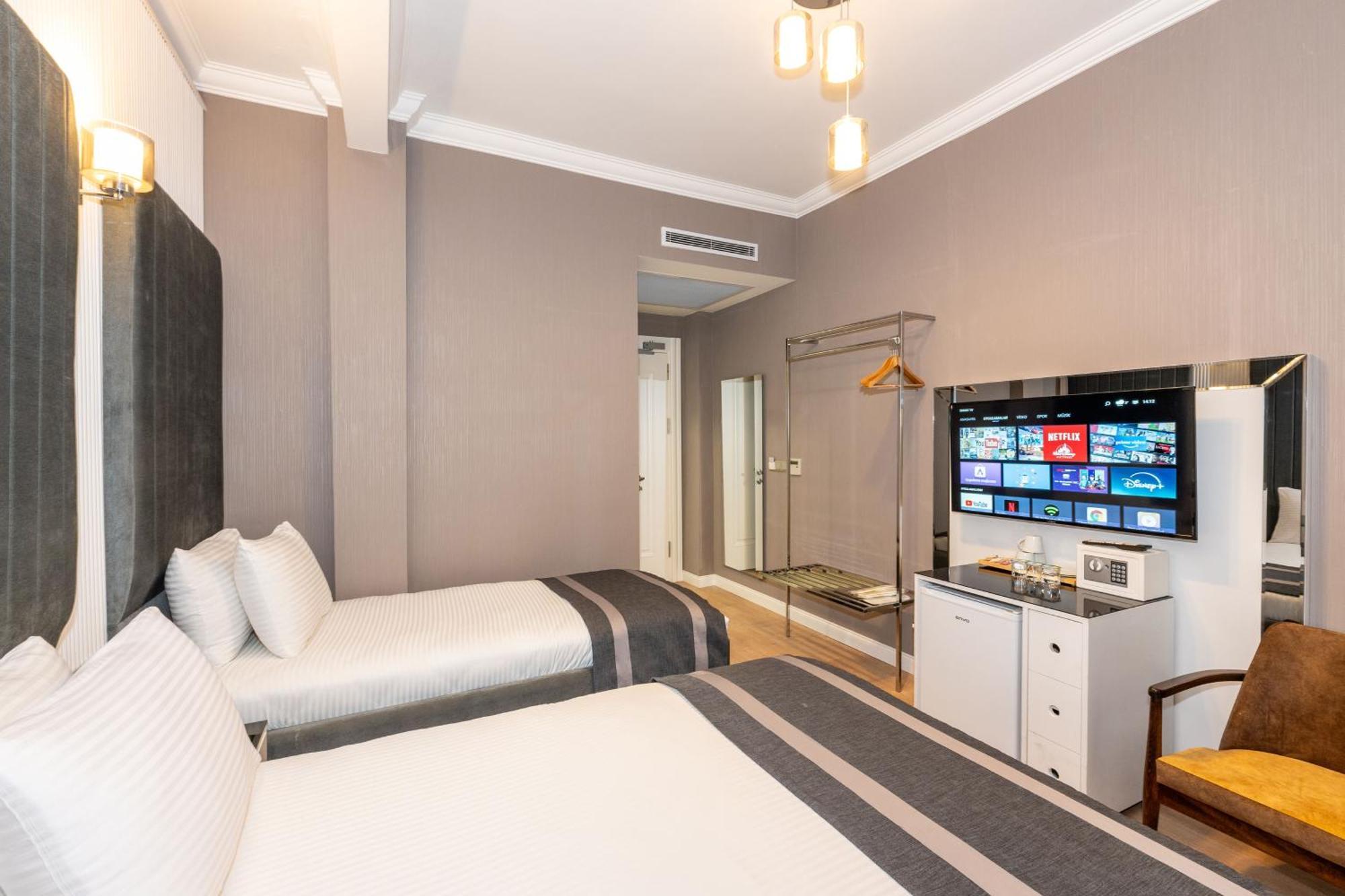 The Now Hotel Istanbul Exterior photo