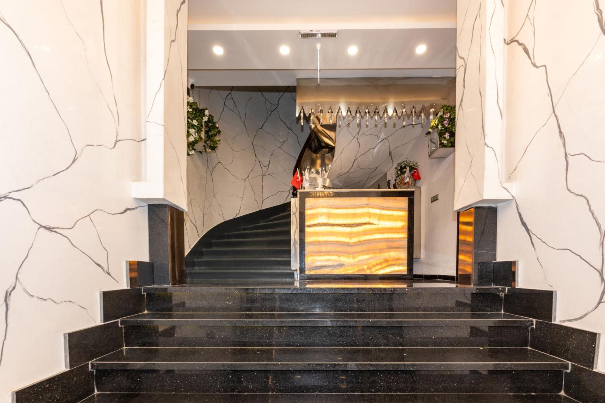 The Now Hotel Istanbul Exterior photo